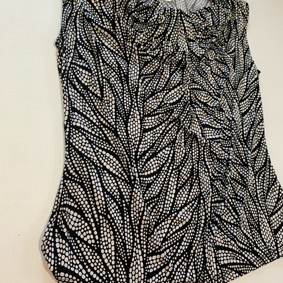 Jennie Marlis - Picture 3 of 8